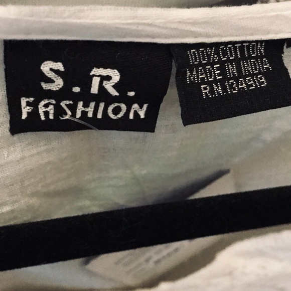 Beautiful Shear Summer Top/Bathing Suit Cover. NWT - Picture 4 of 5